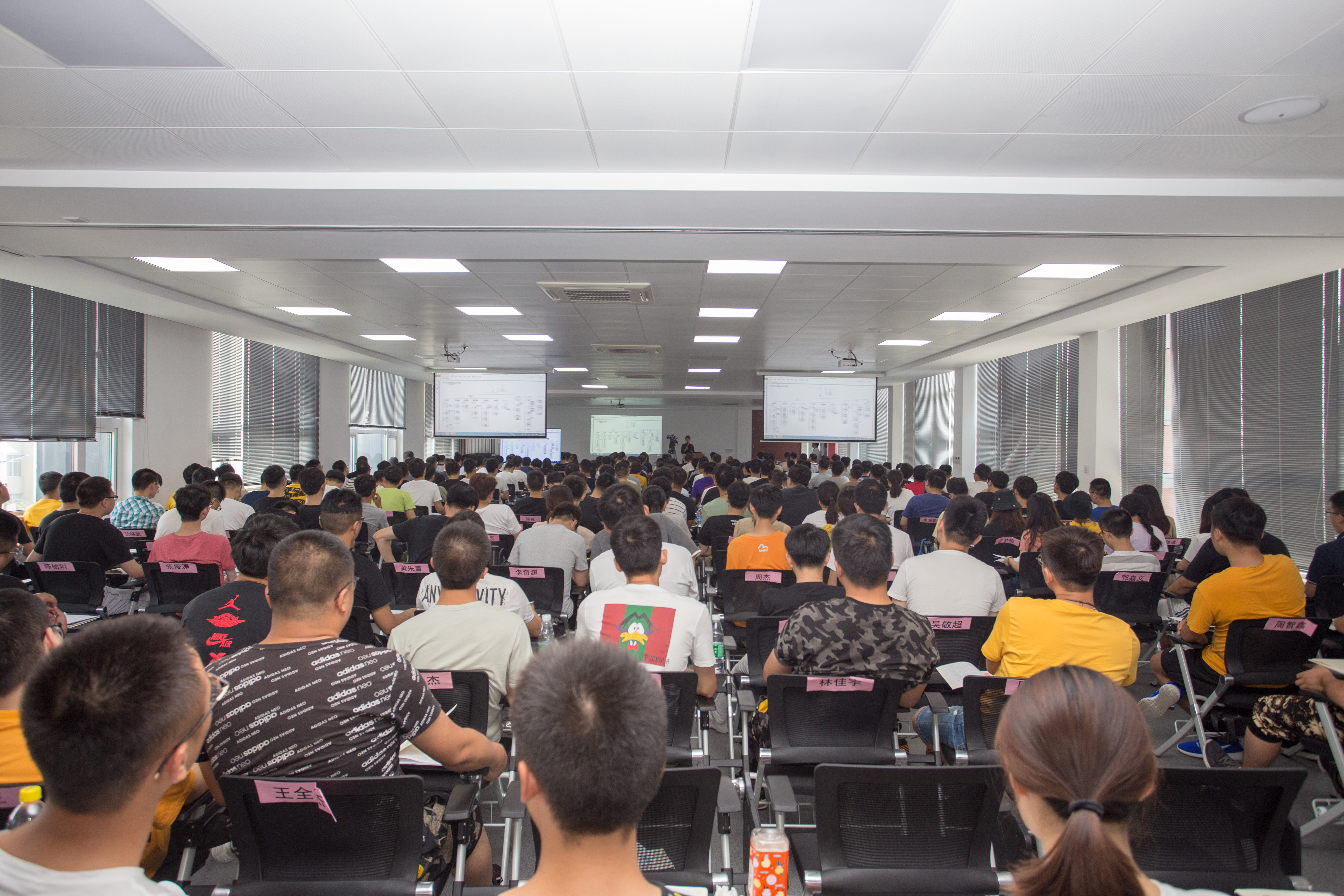 首页-PA真人集团有限公司官网